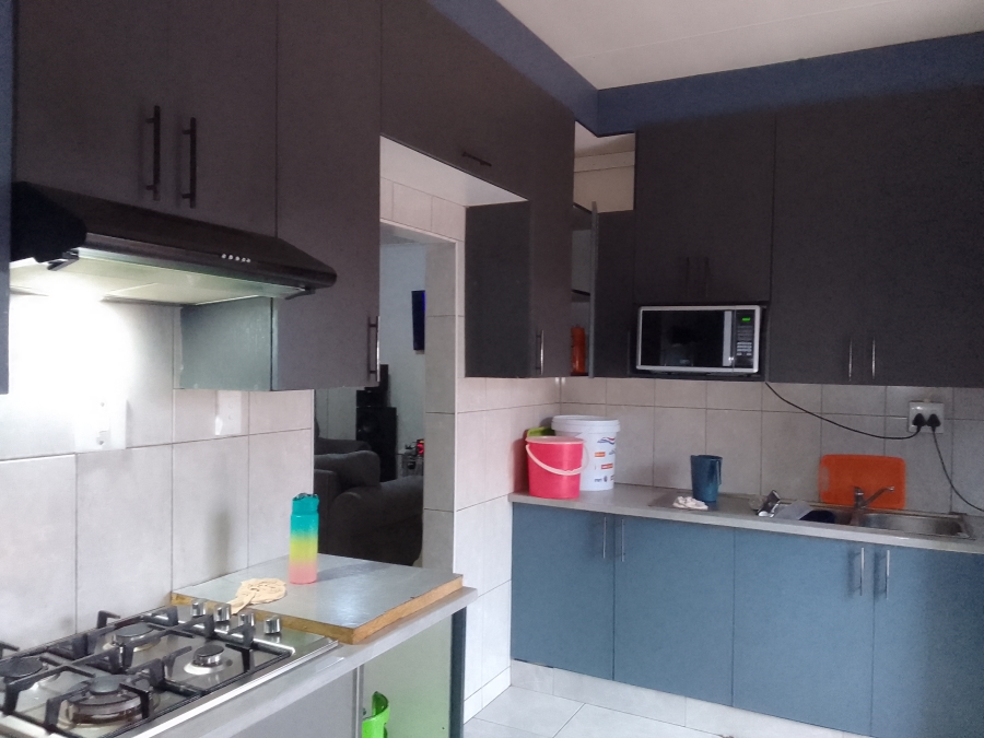 3 Bedroom Property for Sale in Geelhoutpark North West